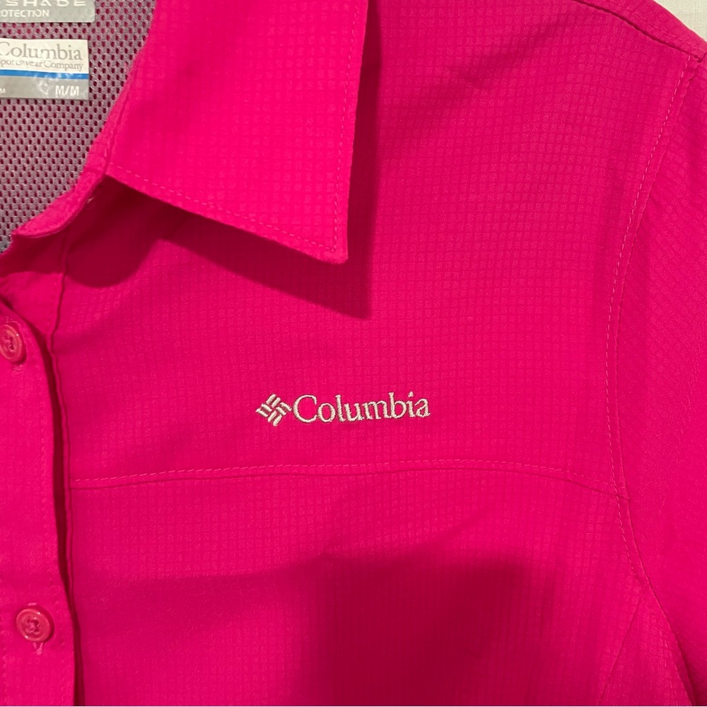 Columbia Omni-Shade Women's Fuchsia Short Sleeve Button Down Shirt Size Medium - Picture 3 of 11